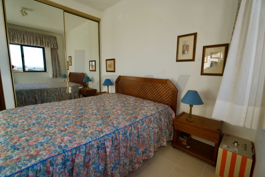 Apartamento T1 para Venda em Alvor Foto 8