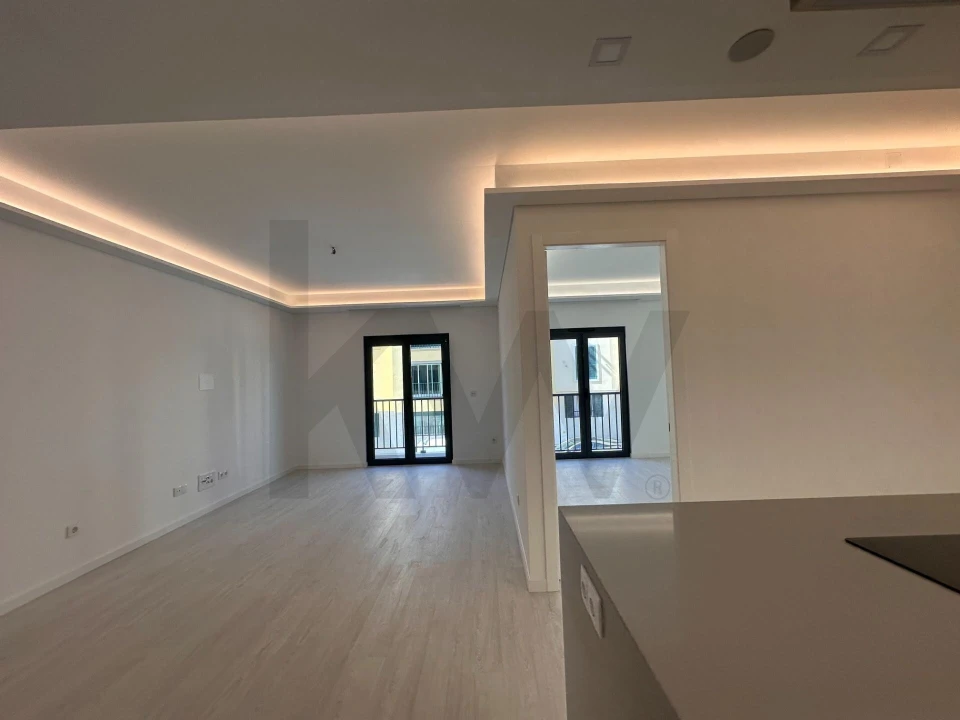 Apartamento T1 para Arrendamento em Ericeira Foto 4