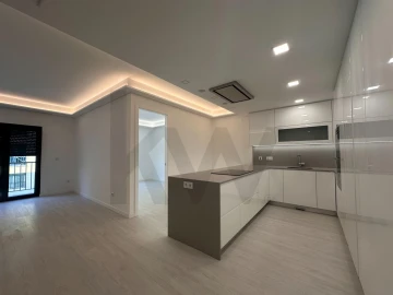 Apartamento T1 para Arrendamento em Ericeira