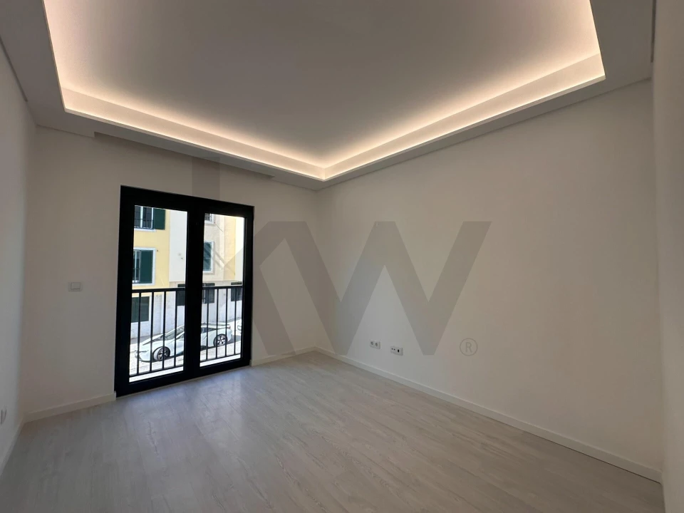 Apartamento T1 para Arrendamento em Ericeira Foto 6