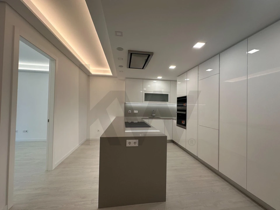 Apartamento T1 para Arrendamento em Ericeira Foto 2