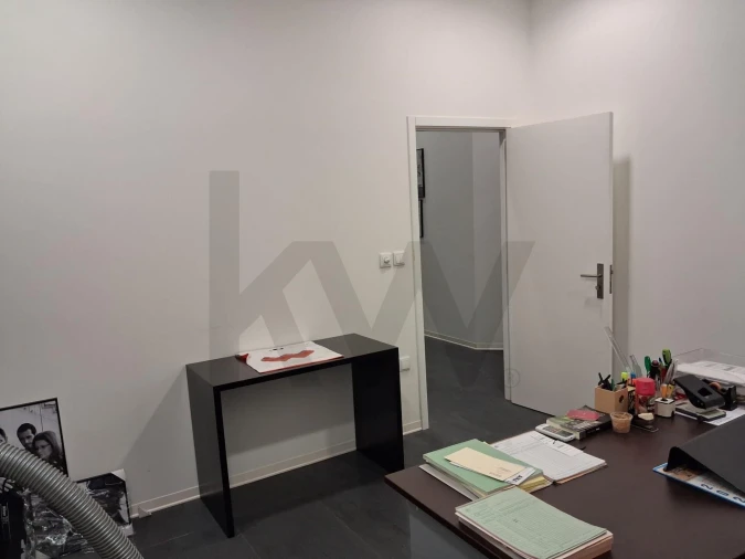 Loja para Venda em São Domingos de Benfica Foto 13