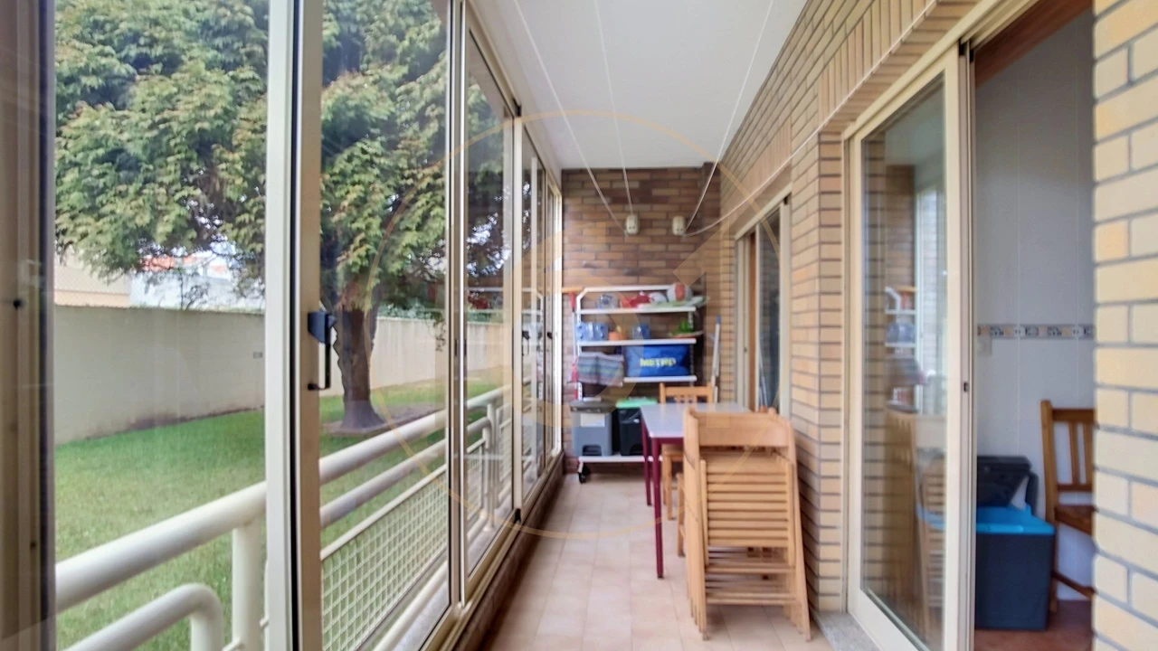 Apartamento T2 para Venda em Canidelo Foto 5