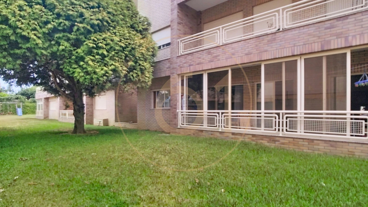 Apartamento T2 para Venda em Canidelo Foto 3