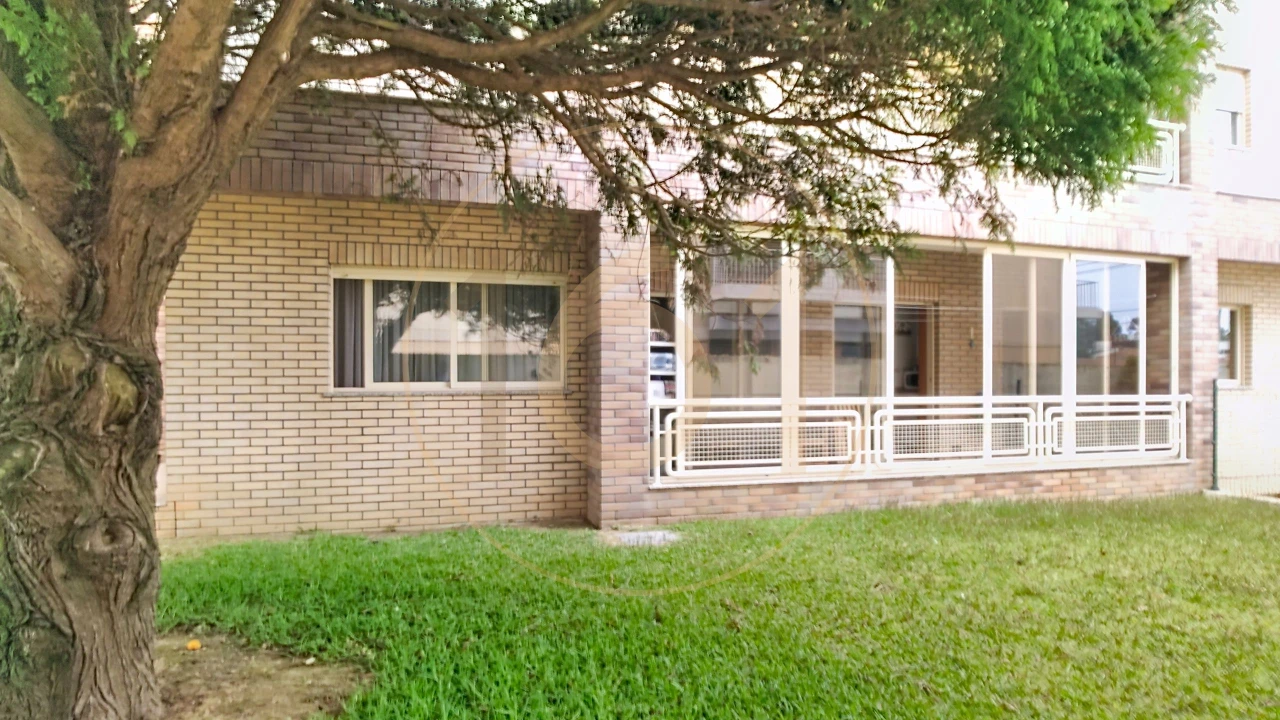 Apartamento T2 para Venda em Canidelo Foto 2