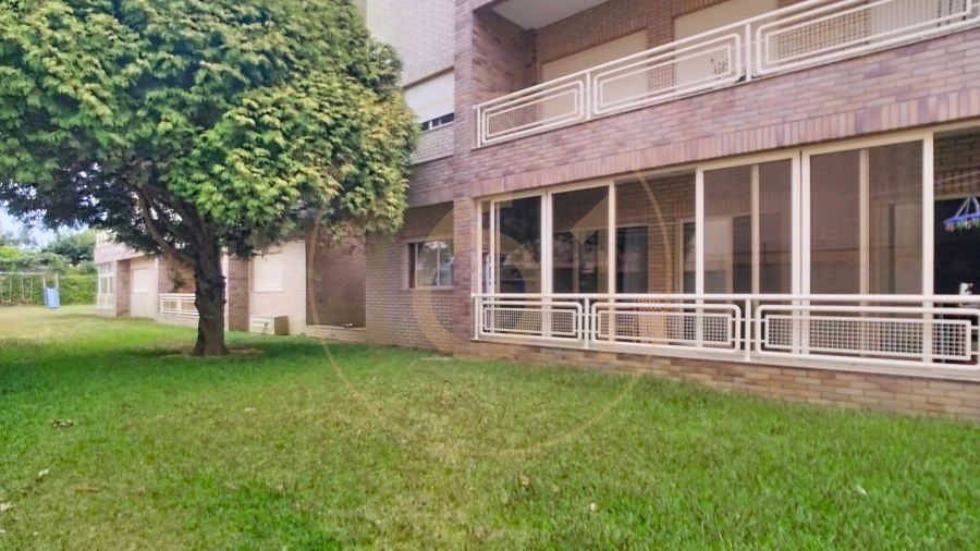 Apartamento T2 para Venda em Canidelo Foto 3