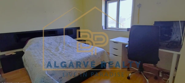 Moradia T3 para Venda em Estômbar e Parchal