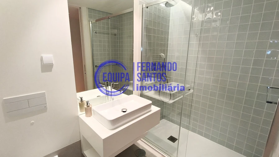 Apartamento T2 para Venda em Armação de Pera Foto 23