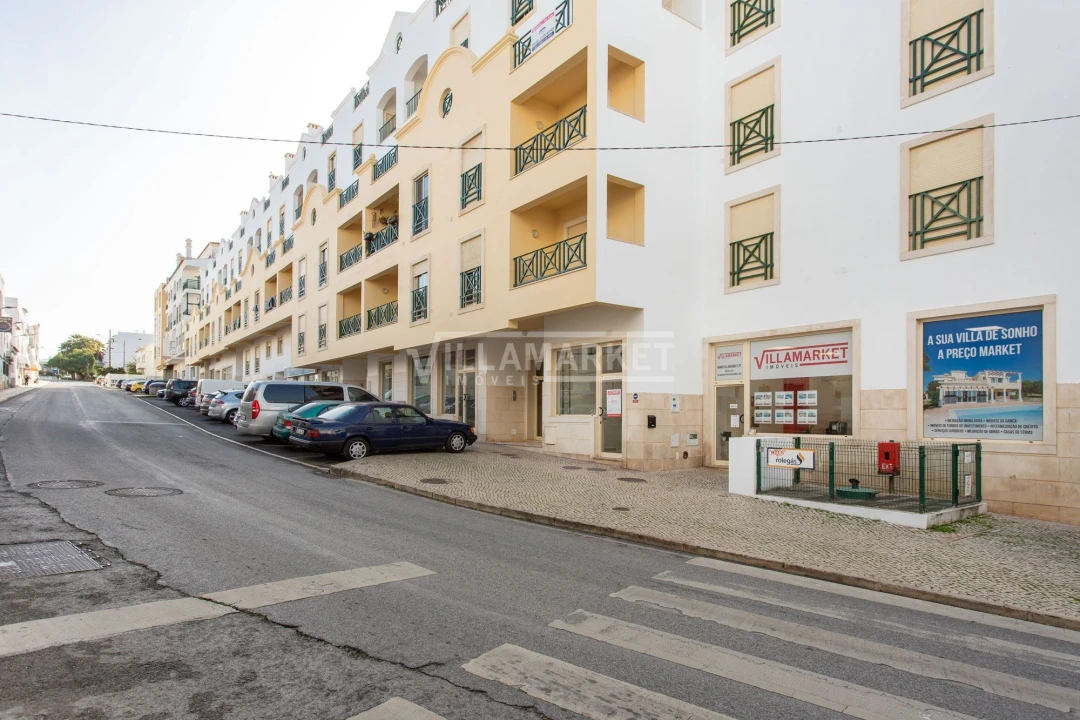 Garagem para Arrendamento em Albufeira e Olhos de Água Foto 4