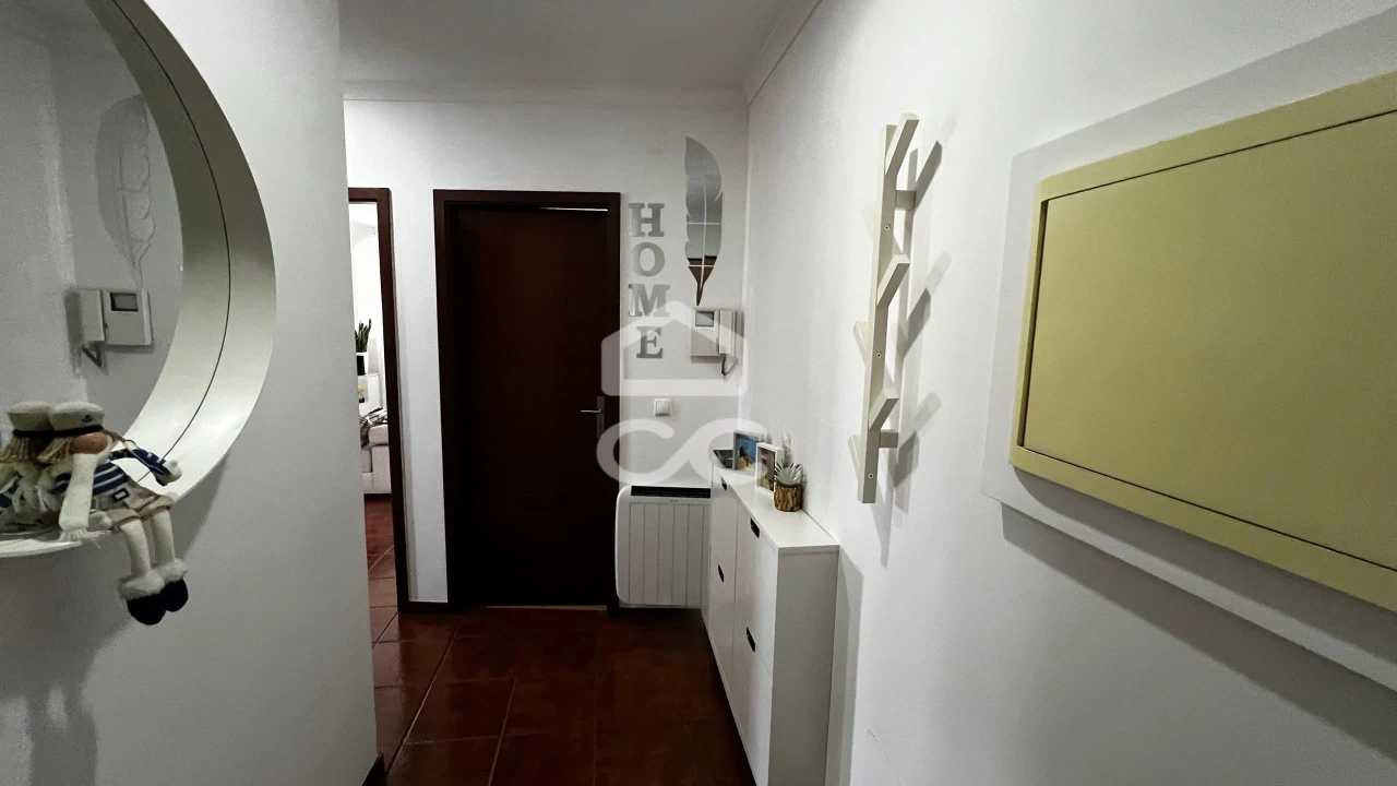 Apartamento T2 para Venda em Paredes Foto 2