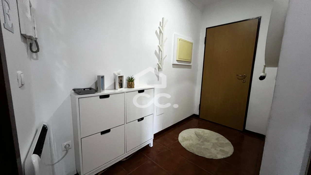 Apartamento T2 para Venda em Paredes Foto 1