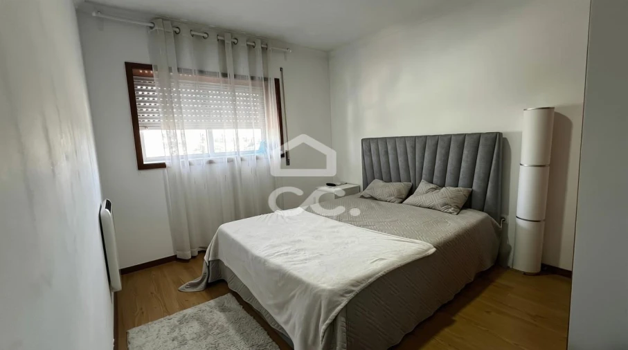 Apartamento T2 para Venda em Paredes Foto 13