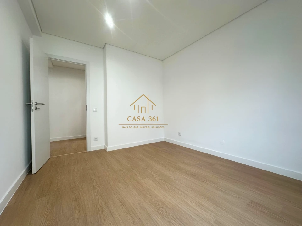 Apartamento T2 para Venda em Castanheira do Ribatejo e Cachoeiras Foto 20