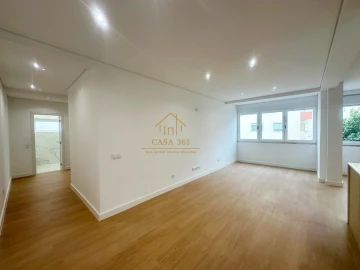 Apartamento T2 para Venda em Castanheira do Ribatejo e Cachoeiras