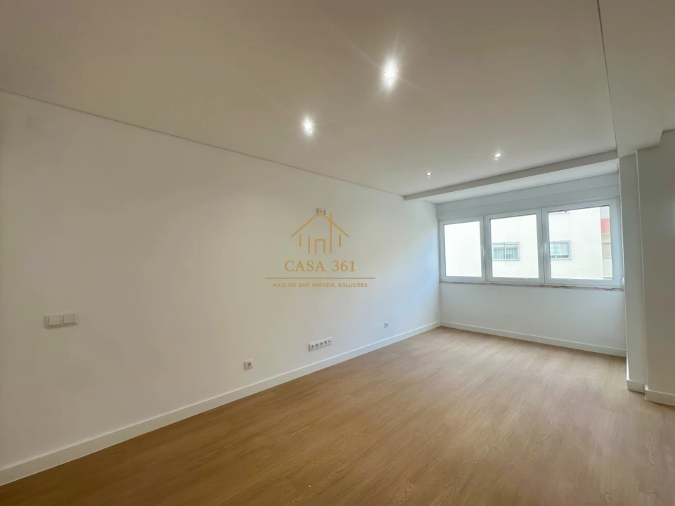 Apartamento T2 para Venda em Castanheira do Ribatejo e Cachoeiras Foto 11