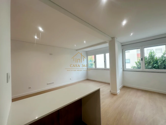 Apartamento T2 para Venda em Castanheira do Ribatejo e Cachoeiras Foto 14