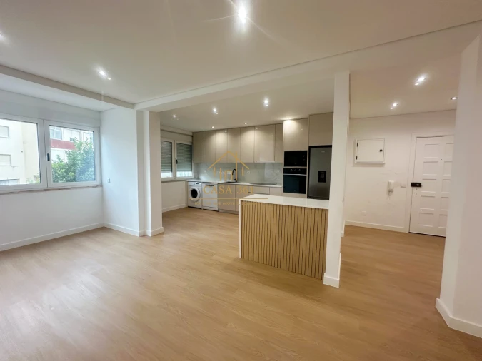 Apartamento T2 para Venda em Castanheira do Ribatejo e Cachoeiras Foto 6