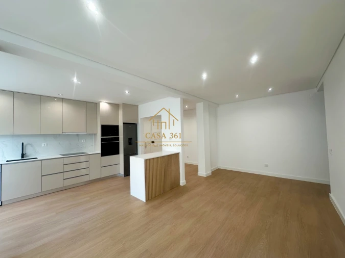 Apartamento T2 para Venda em Castanheira do Ribatejo e Cachoeiras Foto 8