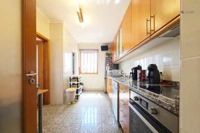 Apartamento T3 para Venda em Perafita, Lavra e Santa Cruz do Bispo