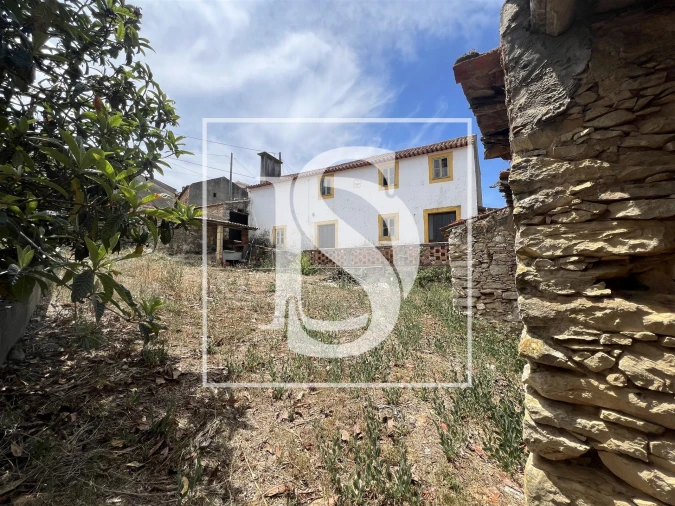 Moradia T2 para Venda em Gesteira e Brunhós Foto 18