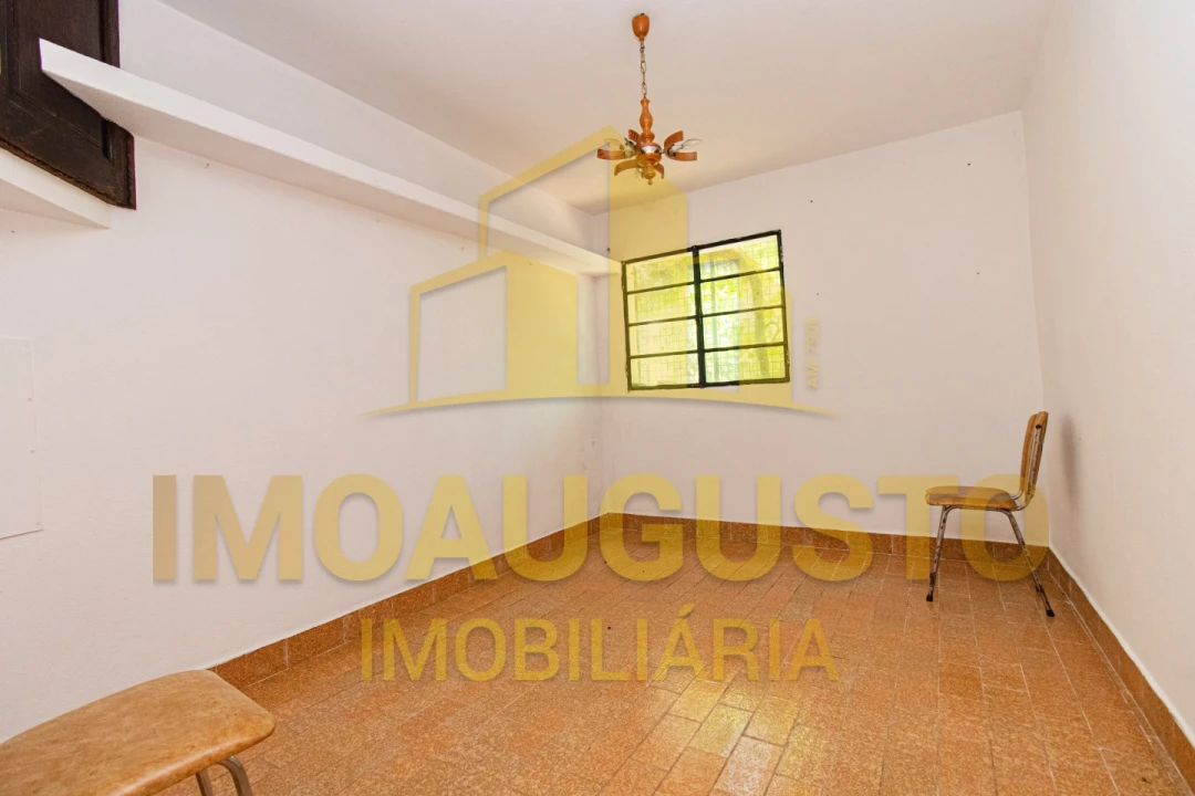 Moradia T4 para Venda em Ruvina, Ruivós e Vale das Éguas Foto 11