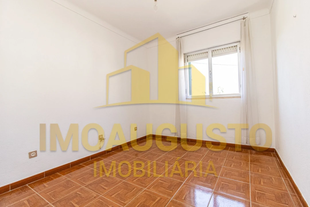 Moradia T4 para Venda em Ruvina, Ruivós e Vale das Éguas Foto 19