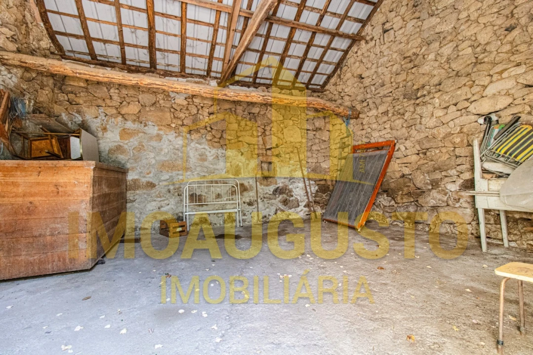 Moradia T4 para Venda em Ruvina, Ruivós e Vale das Éguas Foto 22