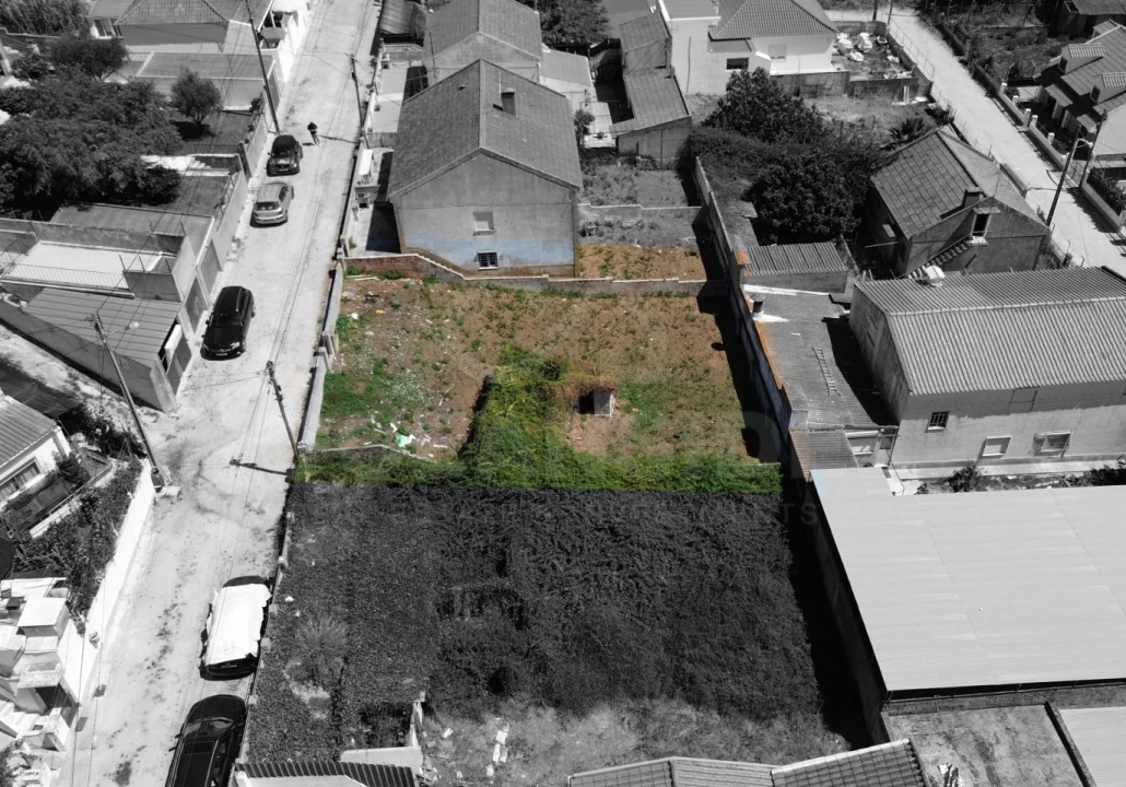 Terreno para Venda em Caparica e Trafaria Foto 3