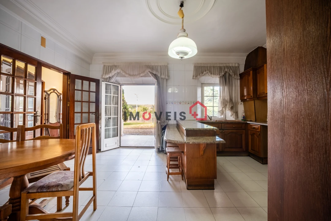 Moradia T5 para Venda em Rio Maior Foto 5