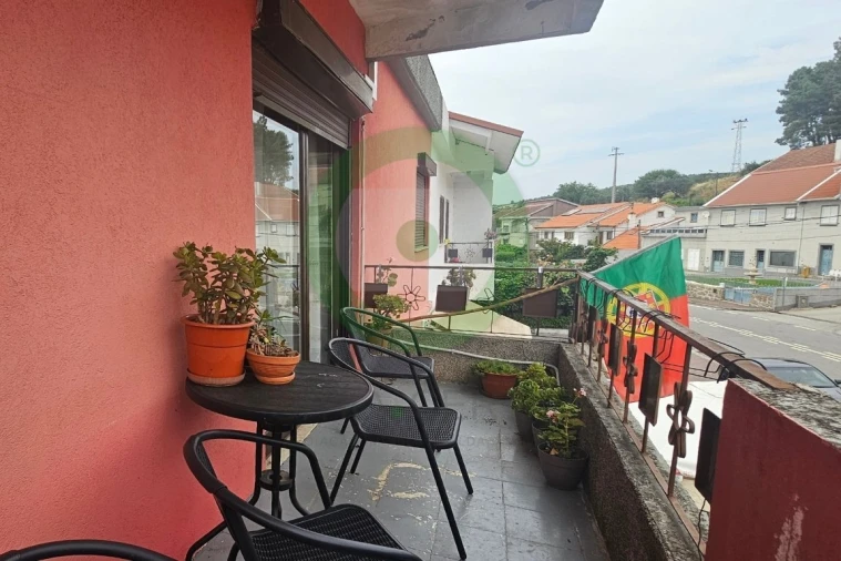 Moradia T3 para Venda em Rebordelo Foto 17