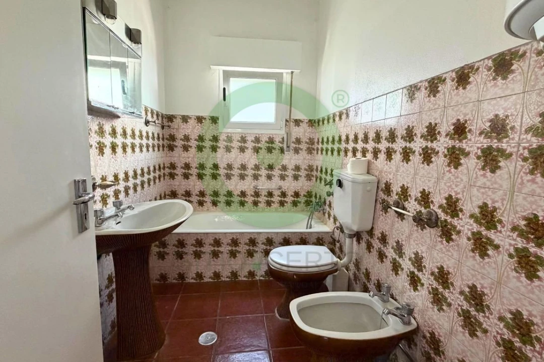 Moradia T2 para Venda em Outeiro Seco Foto 17