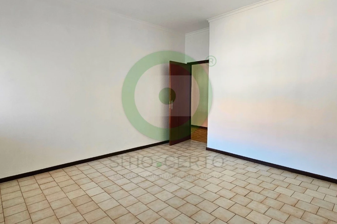 Apartamento T3 para Venda em Valpaços e Sanfins Foto 9