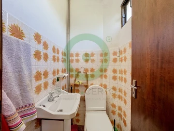 Moradia T6 para Venda em Cimo de Vila da Castanheira