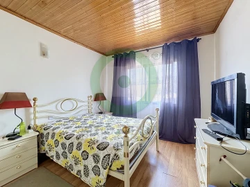 Moradia T6 para Venda em Cimo de Vila da Castanheira