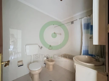 Apartamento T2 para Venda em Santa Maria Maior