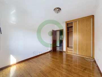 Apartamento T2 para Venda em Santa Maria Maior