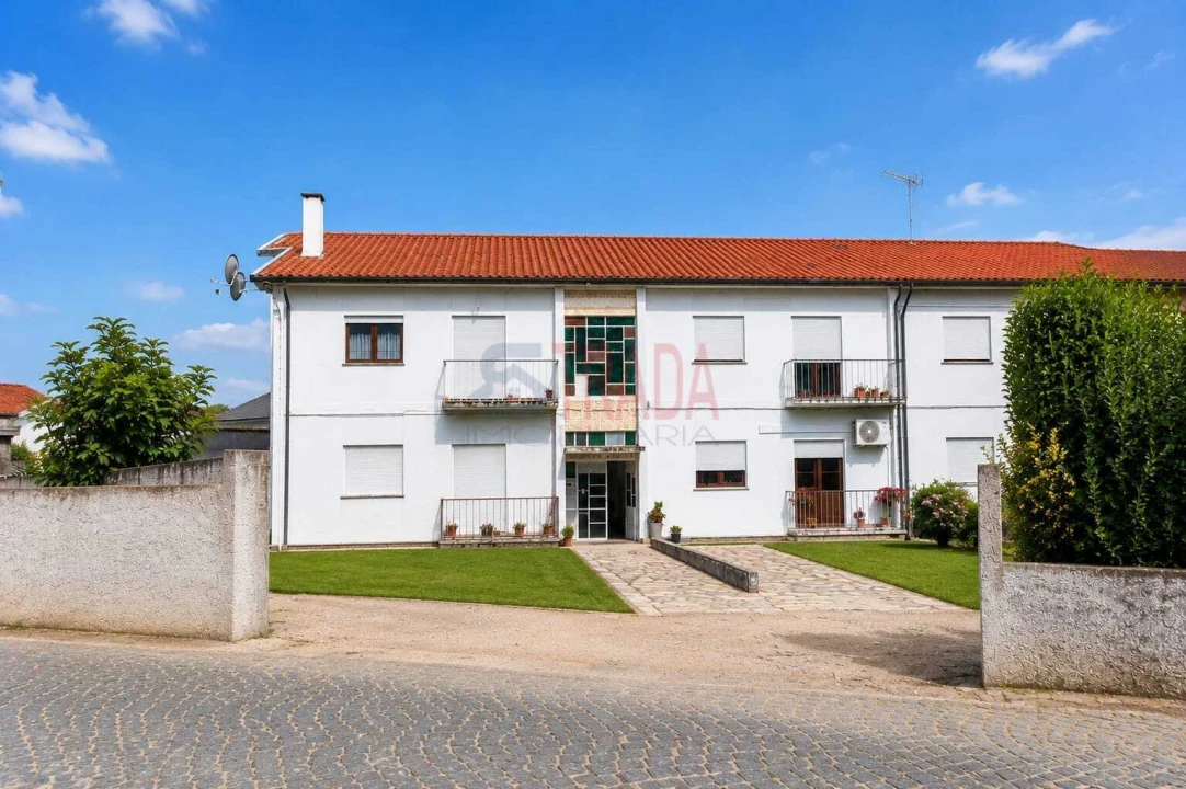 Apartamento T3 para Venda em Palmeira Foto 1