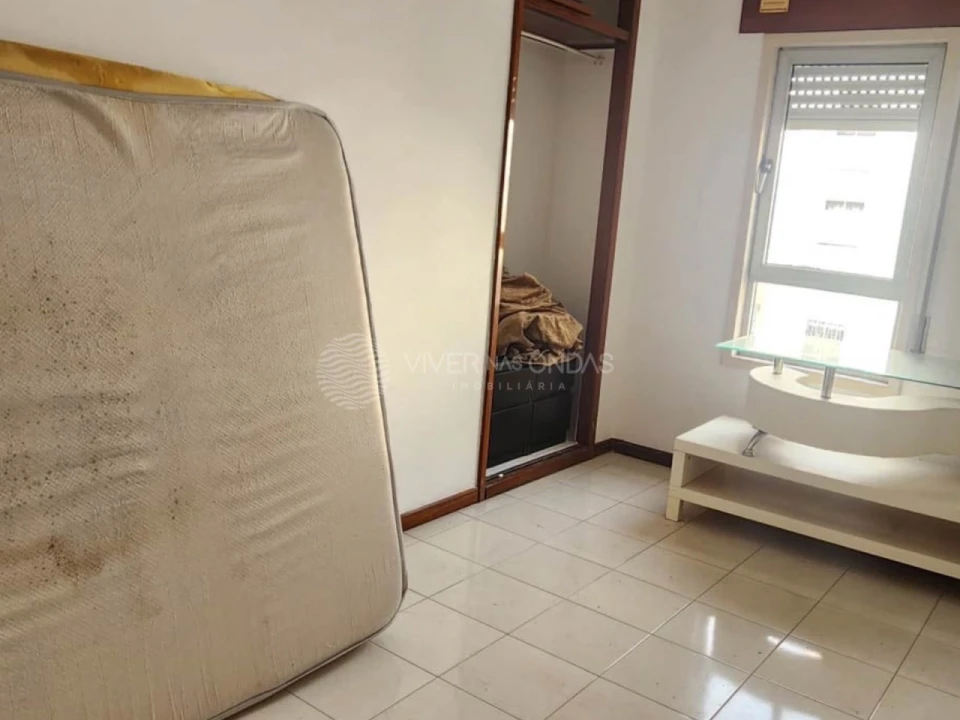 Apartamento T4 para Venda em Caparica e Trafaria Foto 9