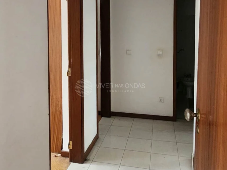Apartamento T4 para Venda em Caparica e Trafaria Foto 19