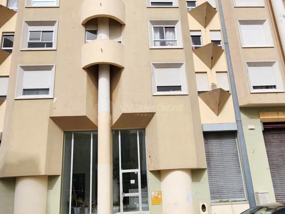 Apartamento T4 para Venda em Caparica e Trafaria Foto 26
