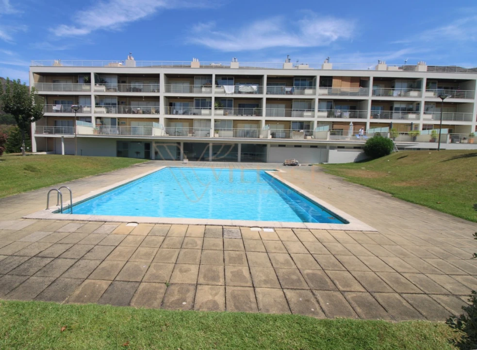 Apartamento T2 para Venda em Loivo Foto 1