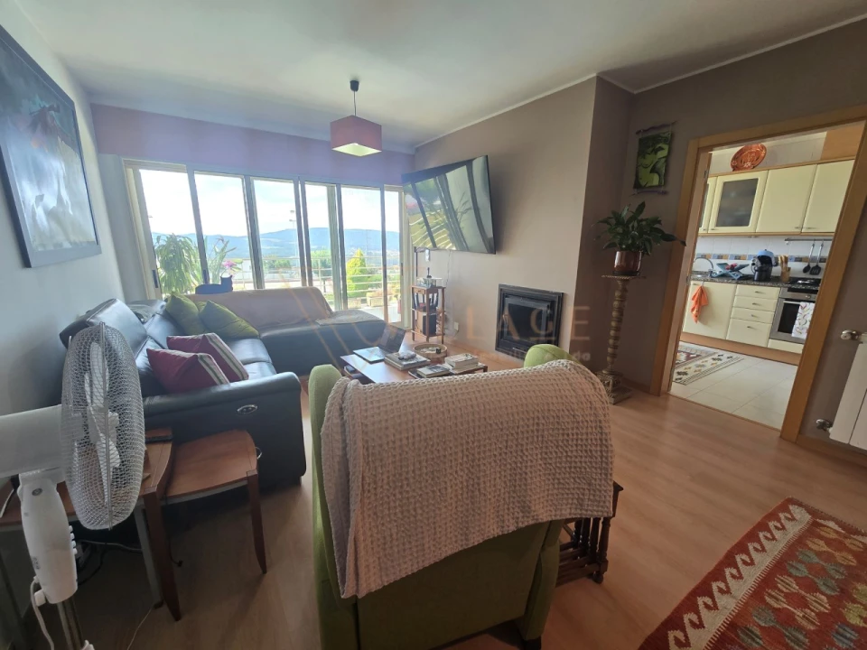 Apartamento T2 para Venda em Loivo Foto 10