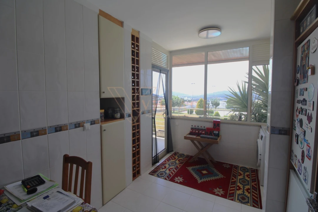 Apartamento T2 para Venda em Loivo Foto 15