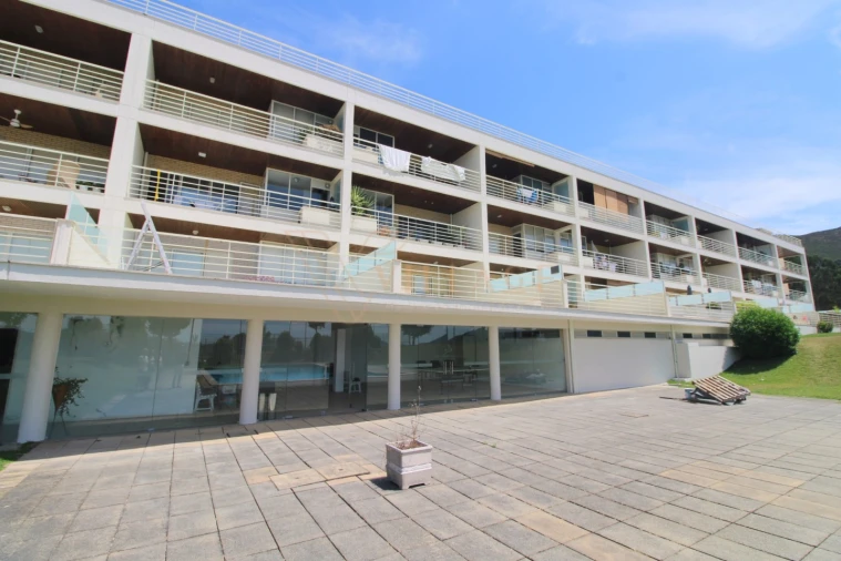 Apartamento T2 para Venda em Loivo Foto 5