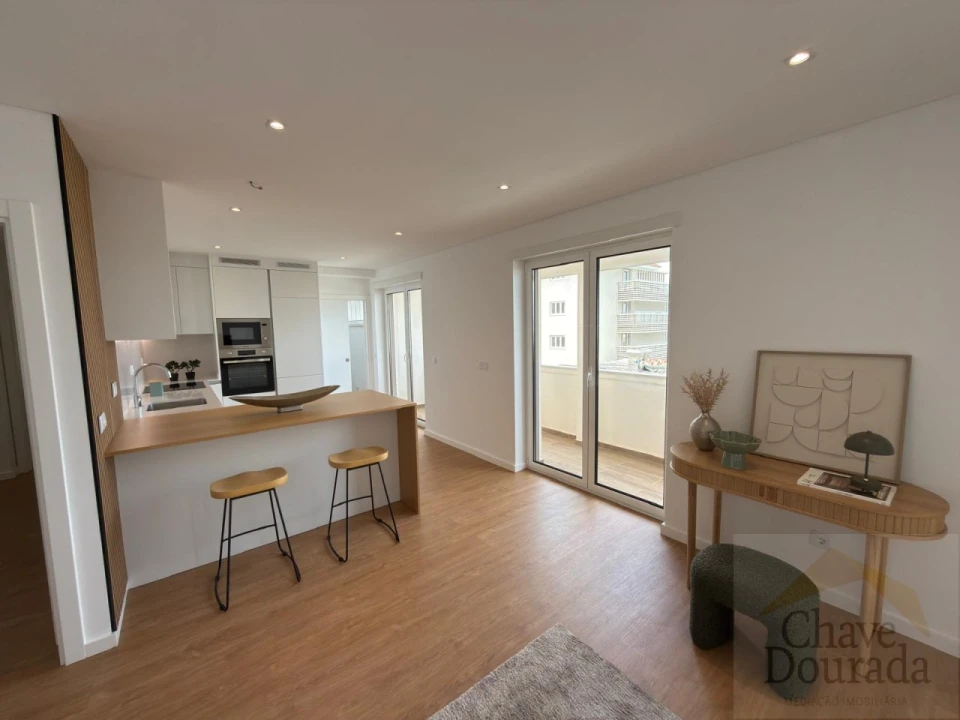 Apartamento T3 para Venda em Buarcos Foto 7