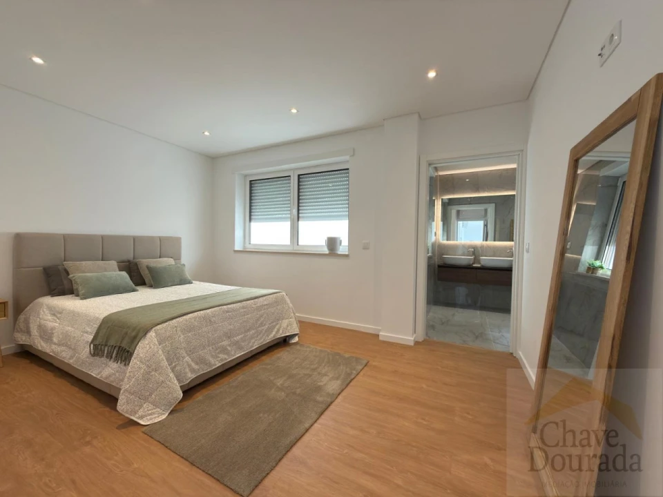 Apartamento T3 para Venda em Buarcos Foto 13