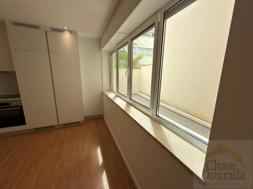 Apartamento T3 para Venda em Buarcos Foto 2