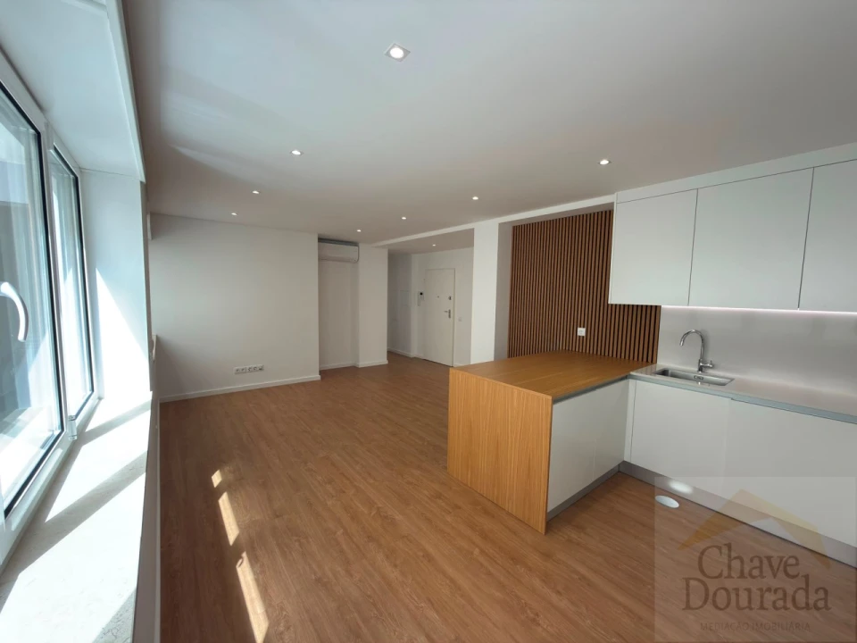 Apartamento T3 para Venda em Buarcos Foto 4
