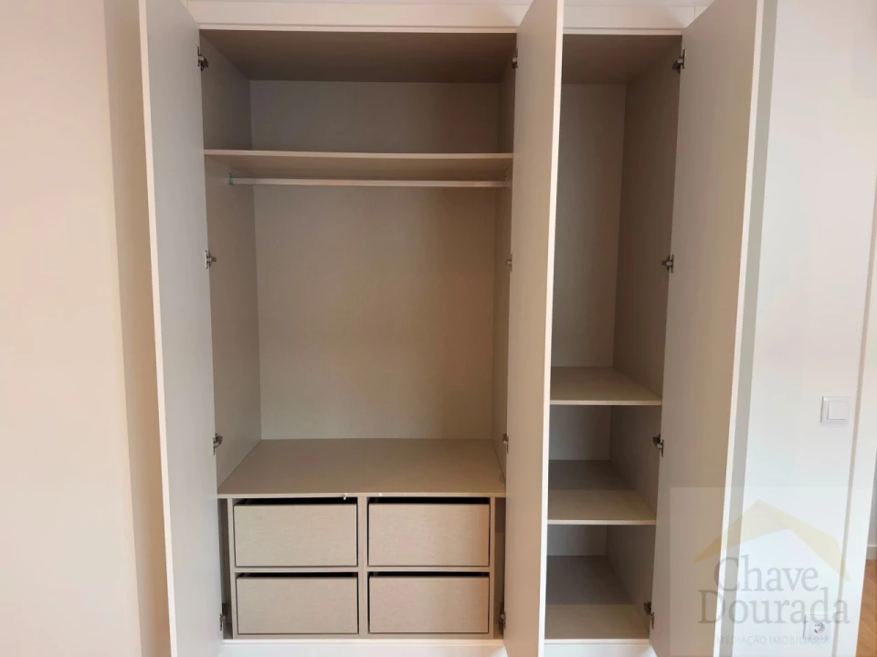 Apartamento T3 para Venda em Buarcos Foto 13