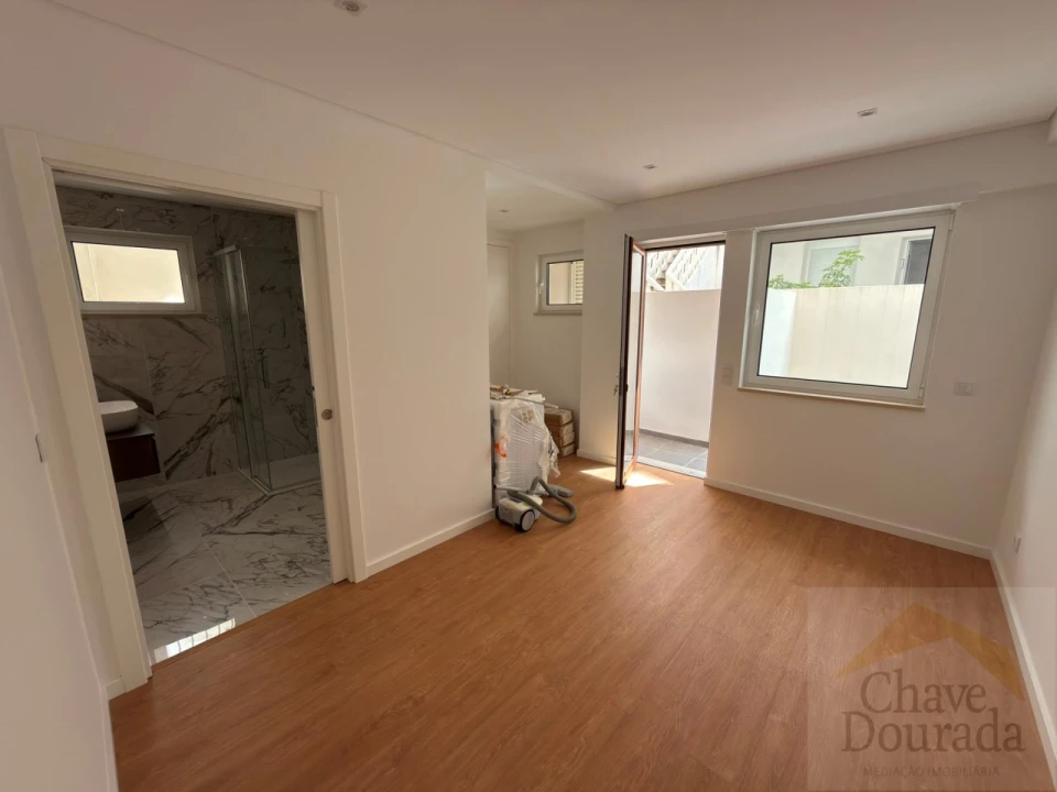 Apartamento T3 para Venda em Buarcos Foto 15